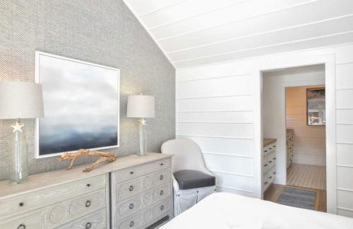 Designed for vacation Easy 0 3 mi walk to Grey Neck Beach - Photo 16