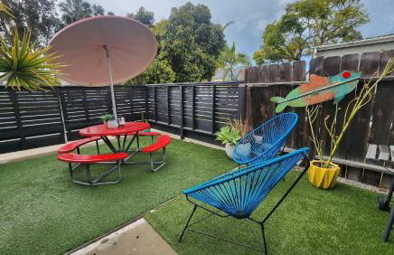 Urban Beach Getaway 2 - Photo 22