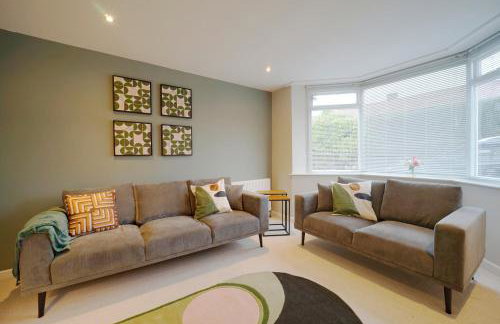 Spacious 4 bed town house in central Wetherby, sleeps 9, perfect for contractors or groups - Foto 2