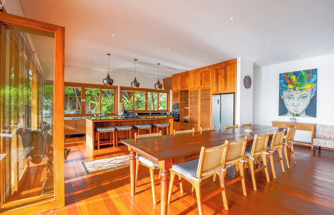 Paradise Garage Komodo Villa - Foto 7