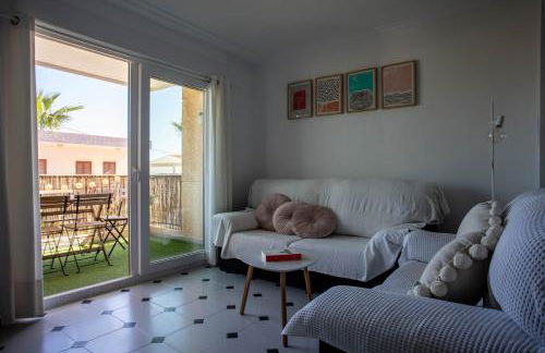 Apartamento segunda línea piscina frente al mar - Foto 18