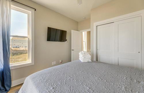 Beachfront Oasis w/ 2 Large Decks, BBQ & Views! - Foto 22