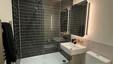 Luxury 2 Bed 2 Bath City Apartment - Foto 3