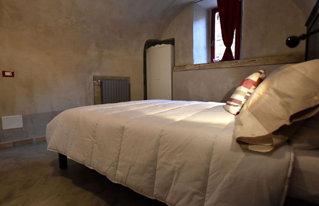 Ancient, Renovated Farmstead With Private, Equipped Garden - Photo 5