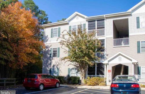 Beach perfect getaway 2 bedroom apartment - Foto 17