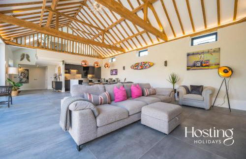 Honeybee Barn - Stunning 4-Bed Rural Paradise - Photo 15