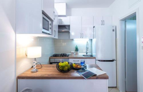 Niko's Charming Apartment with FREE parking - Foto 13