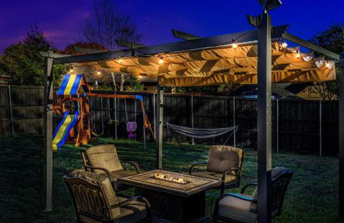 Jacuzzi Lakefront Home w/ Game room+play structure - Foto 43