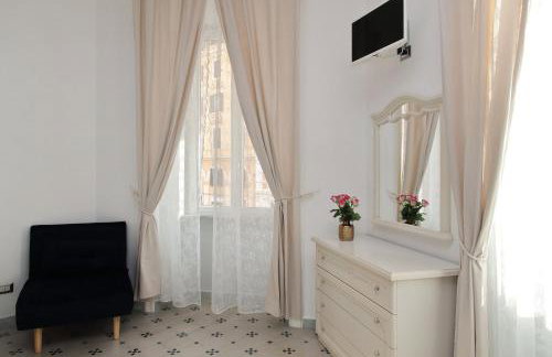 Interno 5 elegante residenza per 10 pax vicina a Colosseo e Santa Maria Maggiore - Foto 10