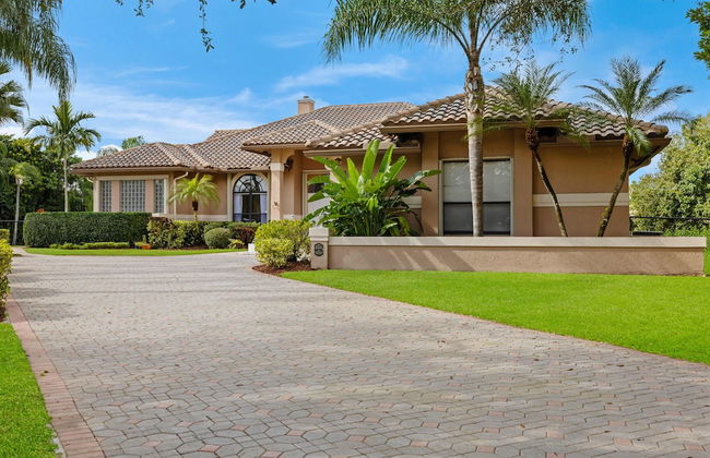 Grand 6BR Plantation Estate w/ Tennis & Pool - Foto 15