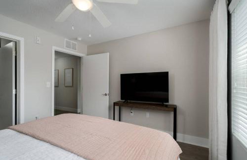 High Cotton - 3BR 3BA Condo Near UA with Pool & Gym - Foto 28