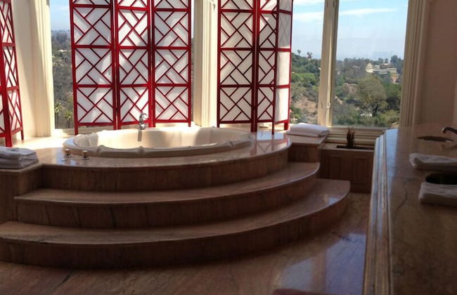 The Stradella Court Mansion - Photo 26