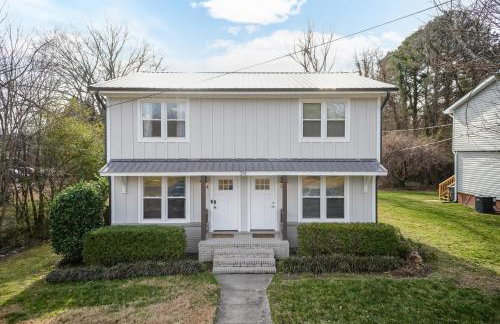 Private, Updated Townhouse in DT Apex - Foto 1