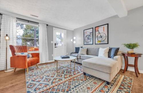 Renovated townhome on bike path includes bikes - Foto 5