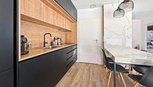 Modern 2 bedroom house, sleeps up to 6 - Photo 4, stove