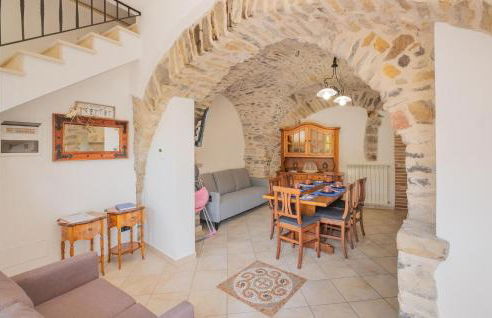 2 Bedroom Nice Home In Borgo D'oneglia - Foto 3