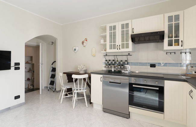 1 bedroom Apartment in Bordighera - Photo 3