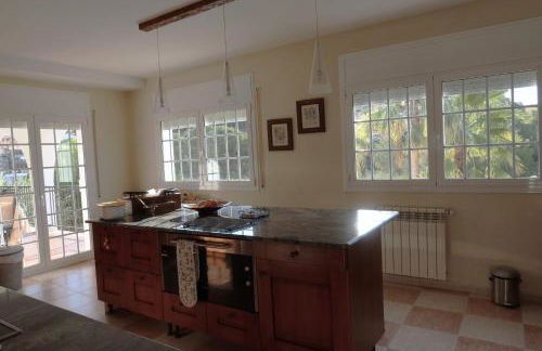 Disfrutar de tu casa con piscina - Foto 44