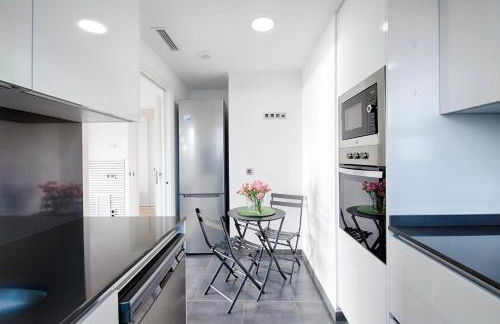 Seaside Badalona Apartment - Photo 5