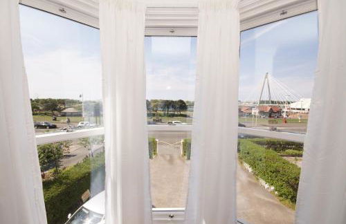 Grade 2 Listed Apartment, Southport Promenade - Foto 7