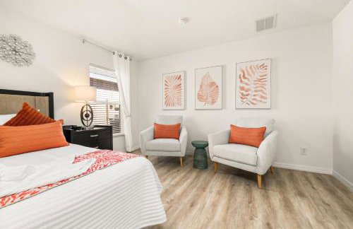 654- Newly Renovated Fabulous 4-Bedroom Pool Home in Watersong Resort, Game Room, Theater Room and More - Foto 36