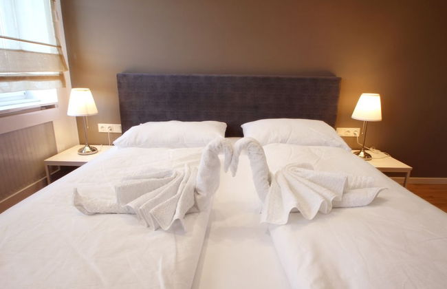 Christiano Apartments - Photo 10