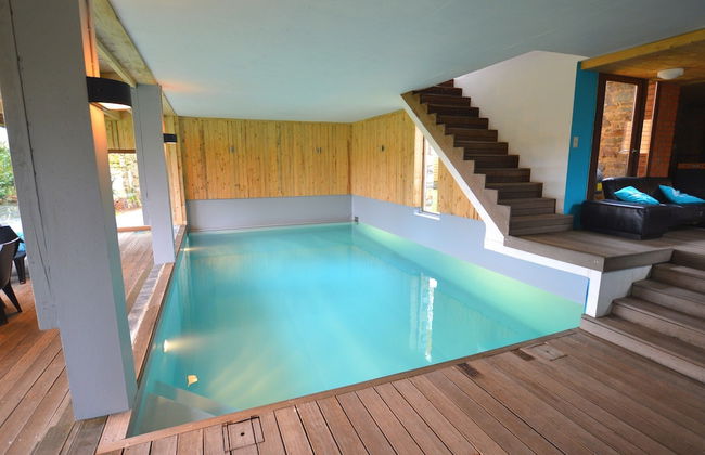 Rustic Farmhouse With Pool - Photo 31