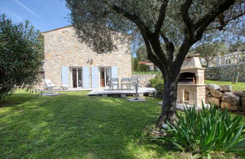 Gîte LES PINS climatisé piscine jardin parking - Foto 24