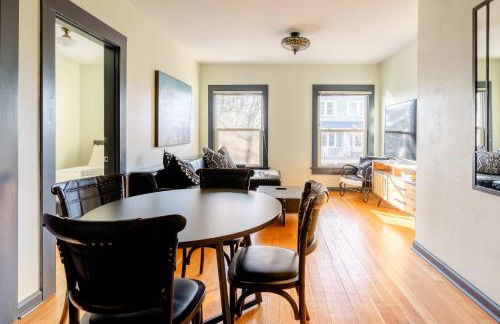 Stay Portland - Portland Classic - Walk to Local Coffee & Food - Photo 15