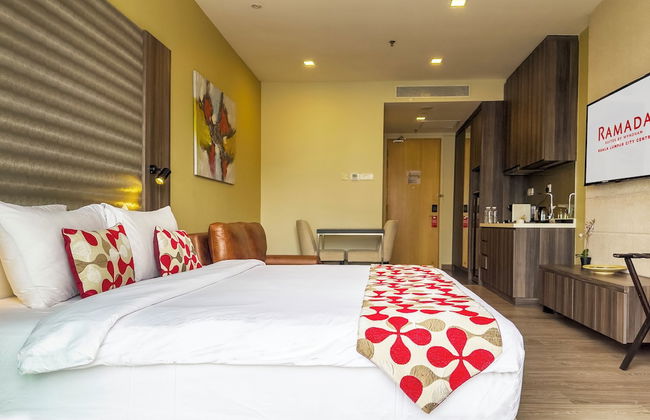 Ramada Suites by Wyndham Kuala Lumpur City Centre - Photo 33