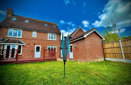 6 Bedroom House - DISC0UNTS - Parking, Contractors, Group, Family - Foto 4