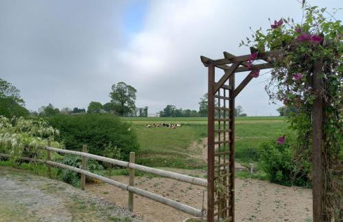 Studio dans une longère en pierre à la campagne - Foto 11
