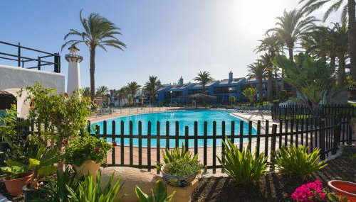Amazing 3 bedroom next to the beach with heated pool - Foto 1