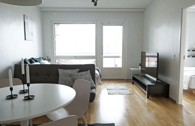 Modern 1BR Apt with Sauna, Balcony & Free Parking - Foto 18