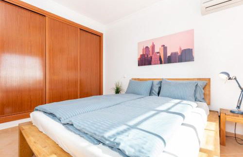 Lovely 2 bedroom apartment including pool, stunning ocean views & beach closeby - Foto 12