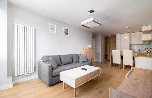 Rondo ONZ Modern Apartment by BookingHost - Foto 13