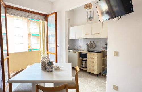 250 mt dal mare - Relax con Fresco Balcone - Foto 17