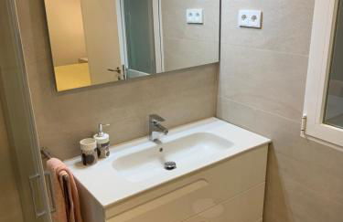 Acogedora Casa con Patio en El Tiemblo (Ávila) - Photo 16