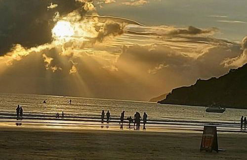 Refúgio dos sonhos - piscina de borda infinita e hidromassagem com vista - Foto 79