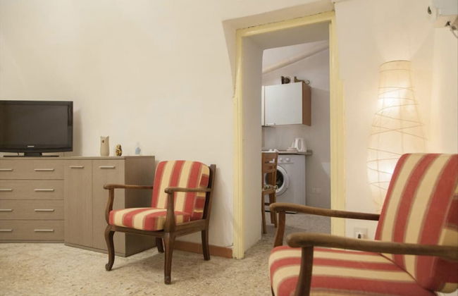 1 Bed Flat - Sleeps 2 - Parking - Foto 7