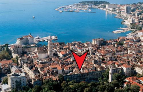 Golden Gate Luxury Rooms - Unique UNESCO Location - Photo 12