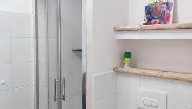 Les Lavandes, parfait pour le Thermalisme - Foto 3, Shower