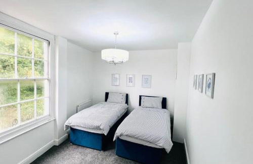 Flat 4 Marine Parade House, 1 East Cliff- Next to Dover Port, White Cliffs, Beach, Castle - Foto 7