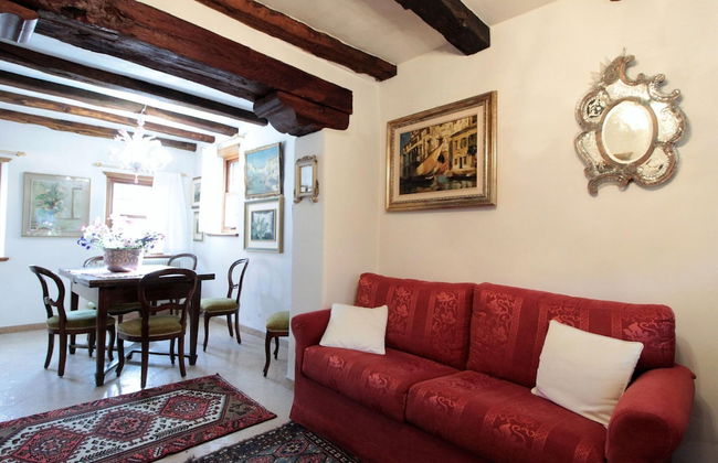 Charming Alpine Retreat for 9 - Foto 25