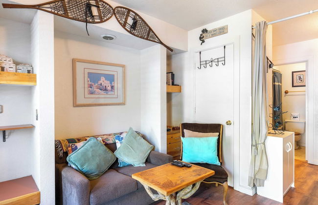 Viking Lodge 319 by Avantstay Great Ski Access, Walk to Town Park & Downtown - Foto 8