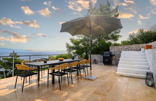 Newly Renovated Villa with Panoramic Sea Views - Foto 21