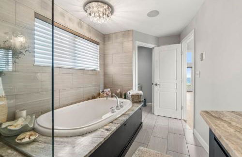 Serendipity Beach Retreat Entire House - Foto 31