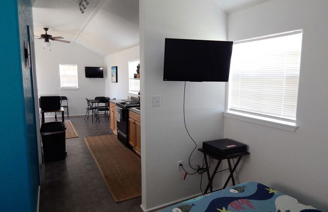 JJB Cabins - Photo 13