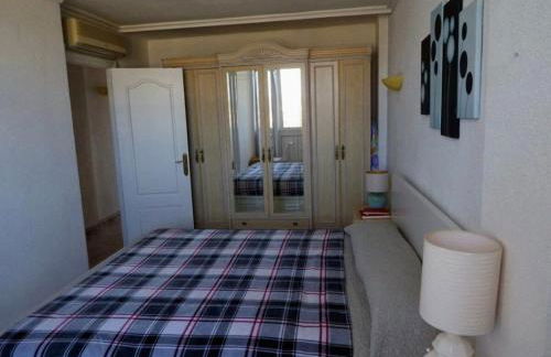 Junto al mar y las montañas - Foto 2