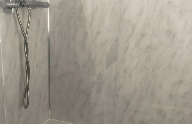 Ayr Refurbished May 2024 3 Bedroom 140m2 Detached House With Private Gardens - Photo 20